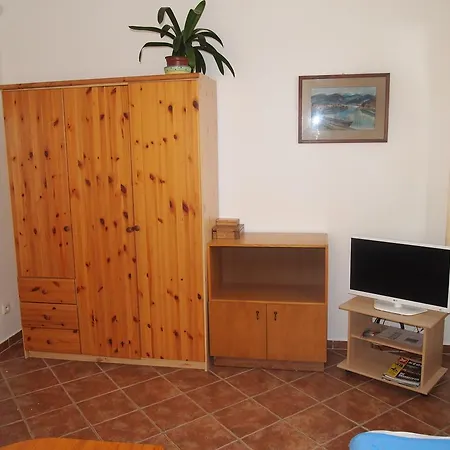 452 * Tisá