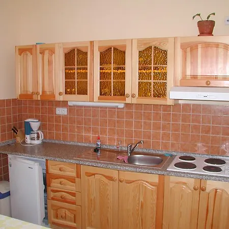 Apartament 452